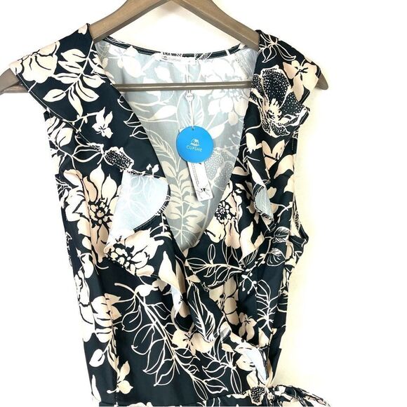 Nwt Cupshe Ariana Wrap Dress Floral Coverup size large - Picture 3 of 15